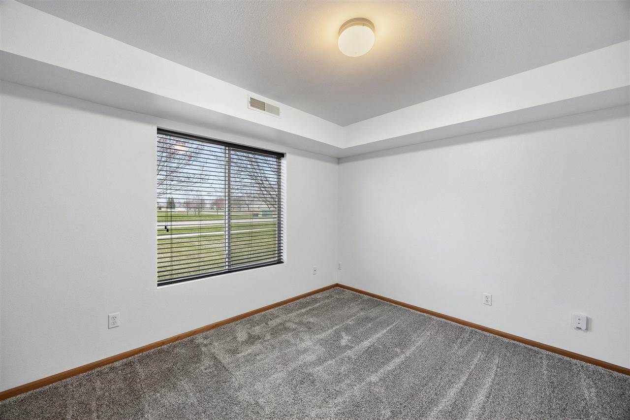 1010 240th Street NE North Liberty IA 52317