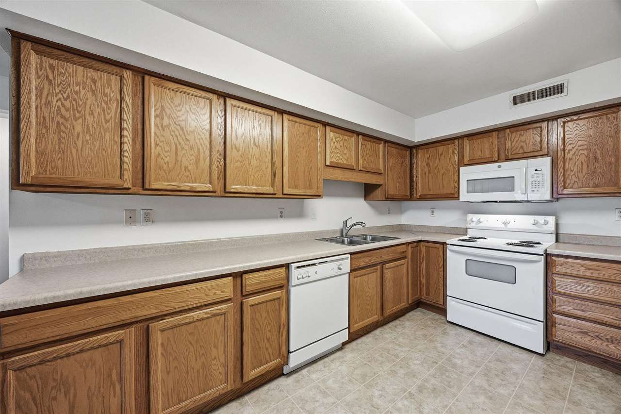 1010 240th Street NE North Liberty IA 52317