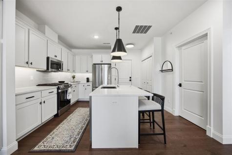 1500 Main Street 201 Ely IA 52227