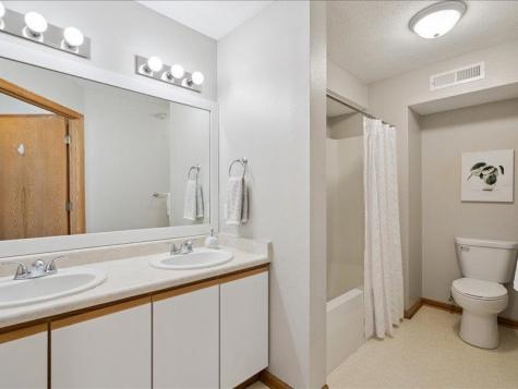 2861 Coral Court Coralville IA 52241