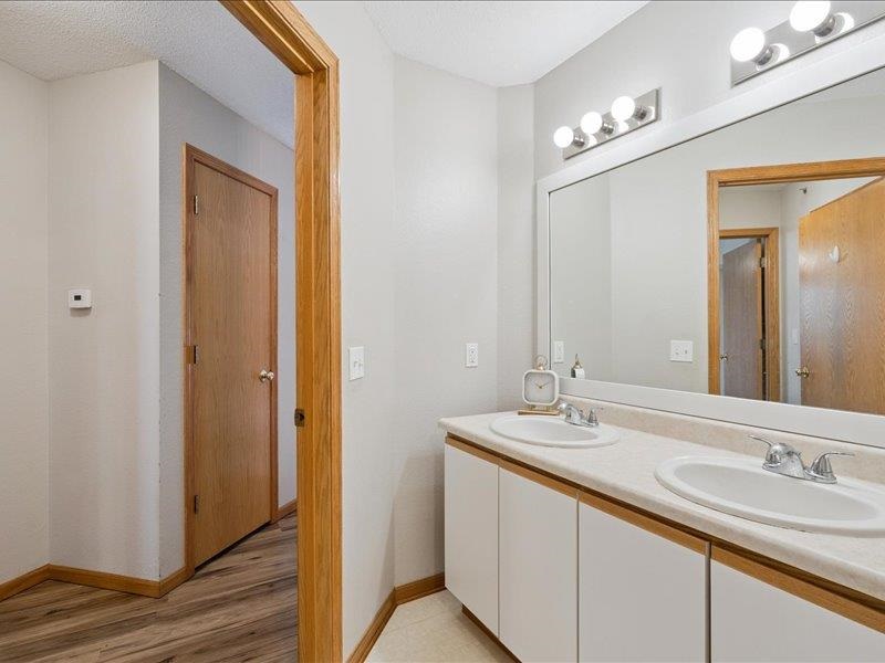 2861 Coral Court Coralville IA 52241