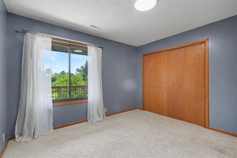 2050 Holiday Road Coralville IA 52241