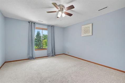 2050 Holiday Road Coralville IA 52241