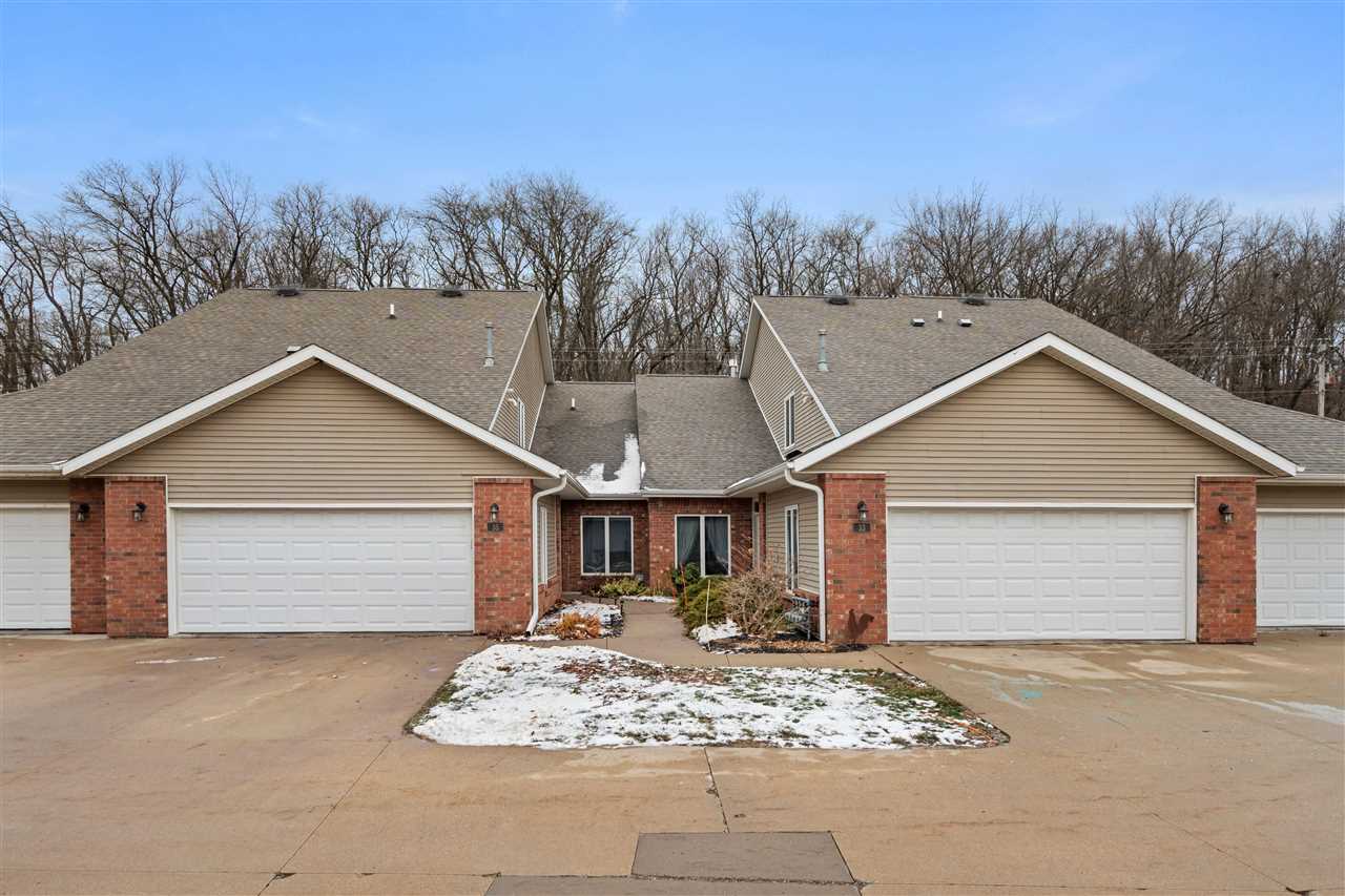 35 Colwyn Court Iowa City IA 52245