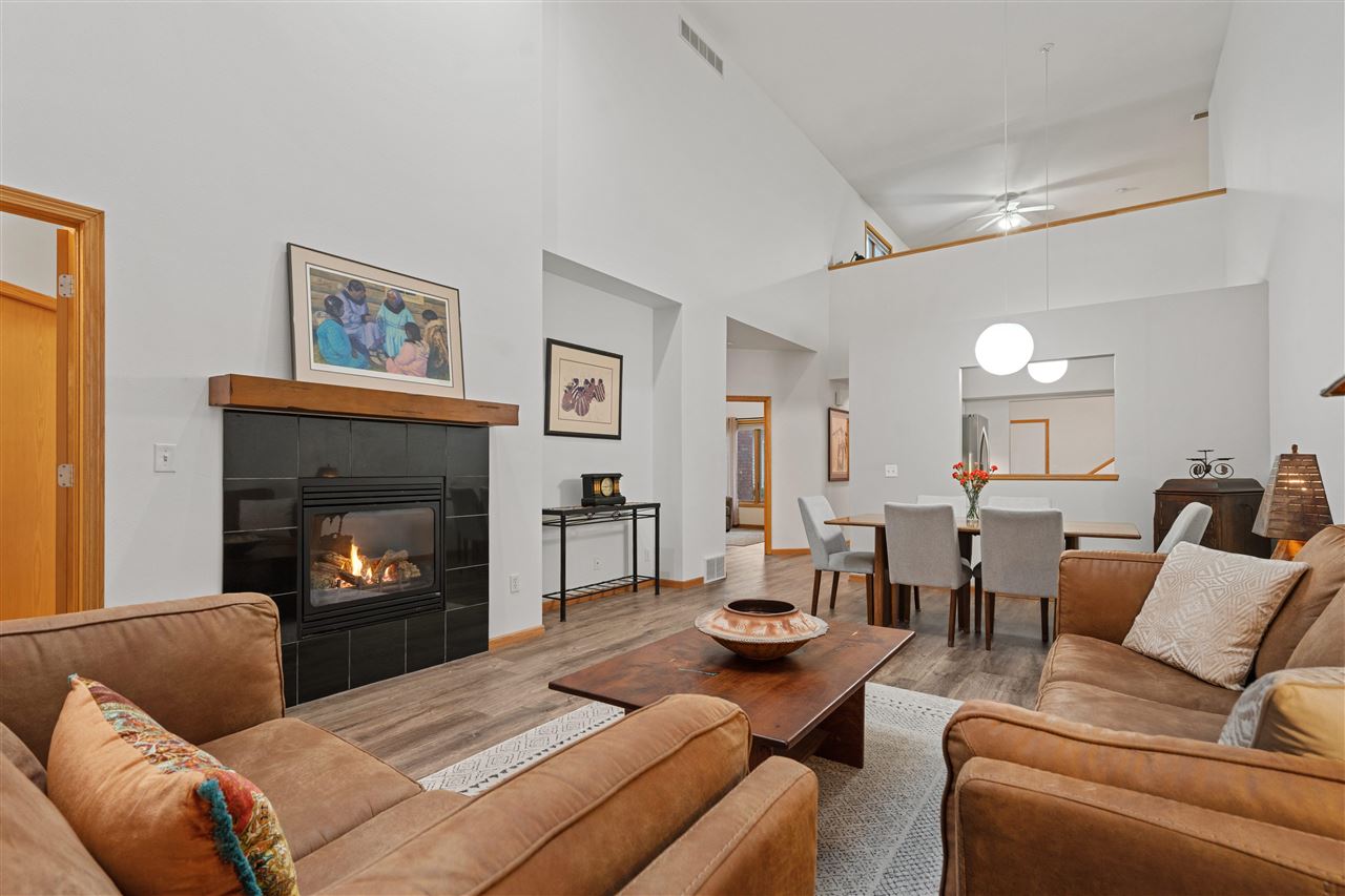 35 Colwyn Court Iowa City IA 52245
