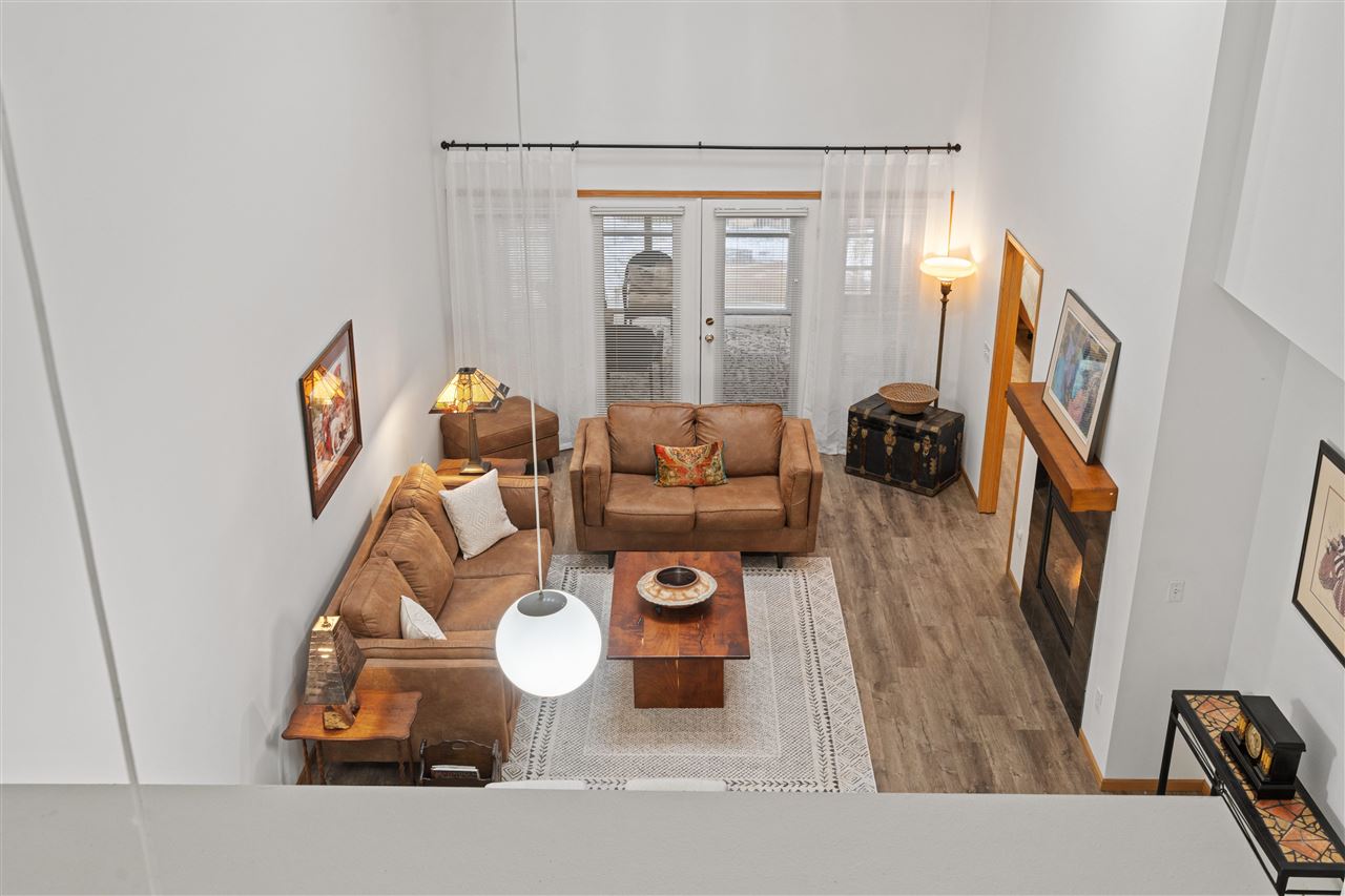 35 Colwyn Court Iowa City IA 52245