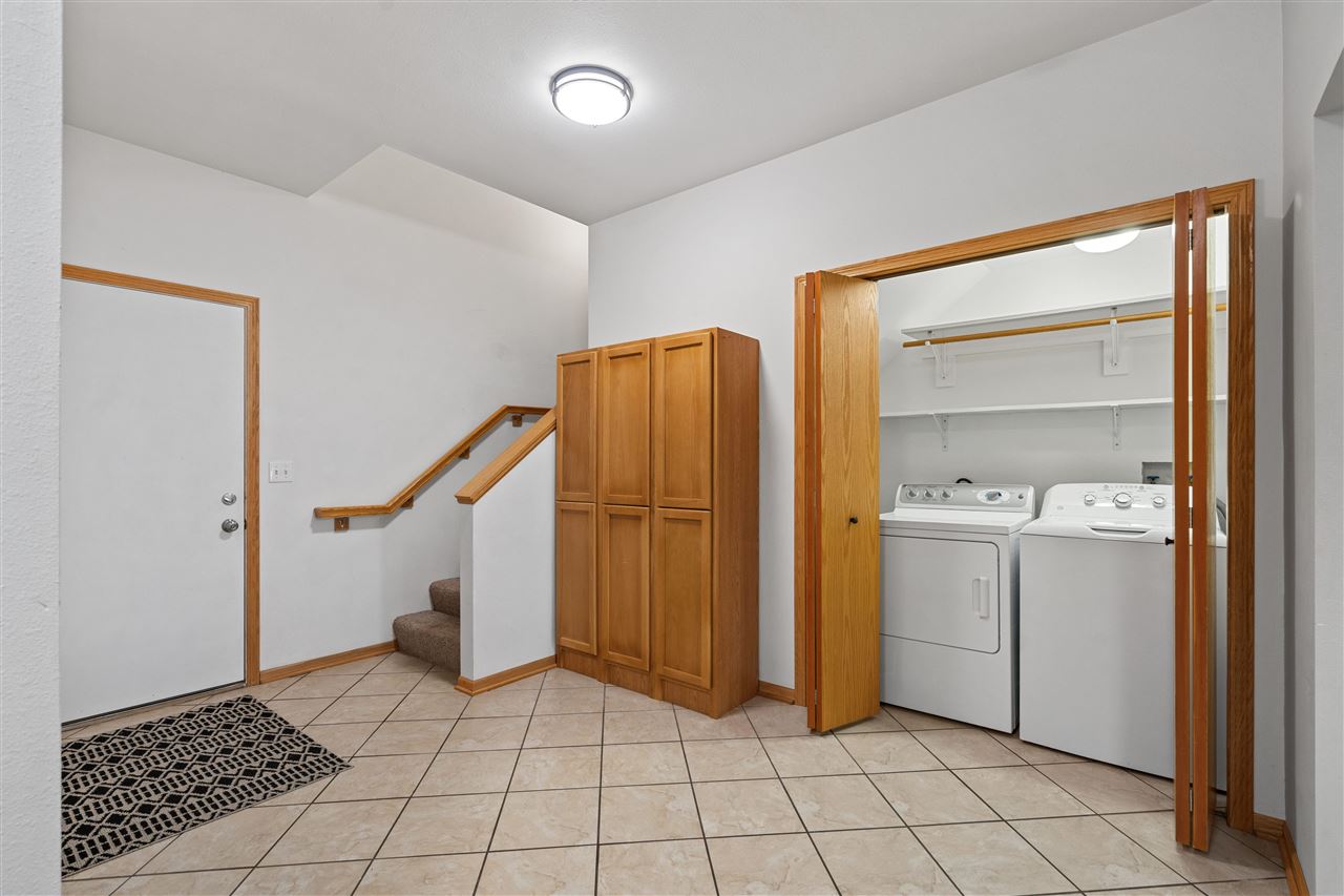 35 Colwyn Court Iowa City IA 52245