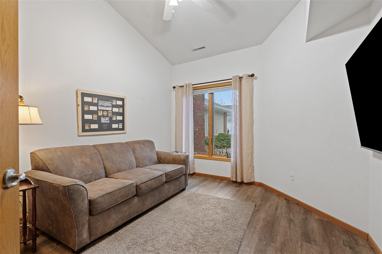35 Colwyn Court Iowa City IA 52245