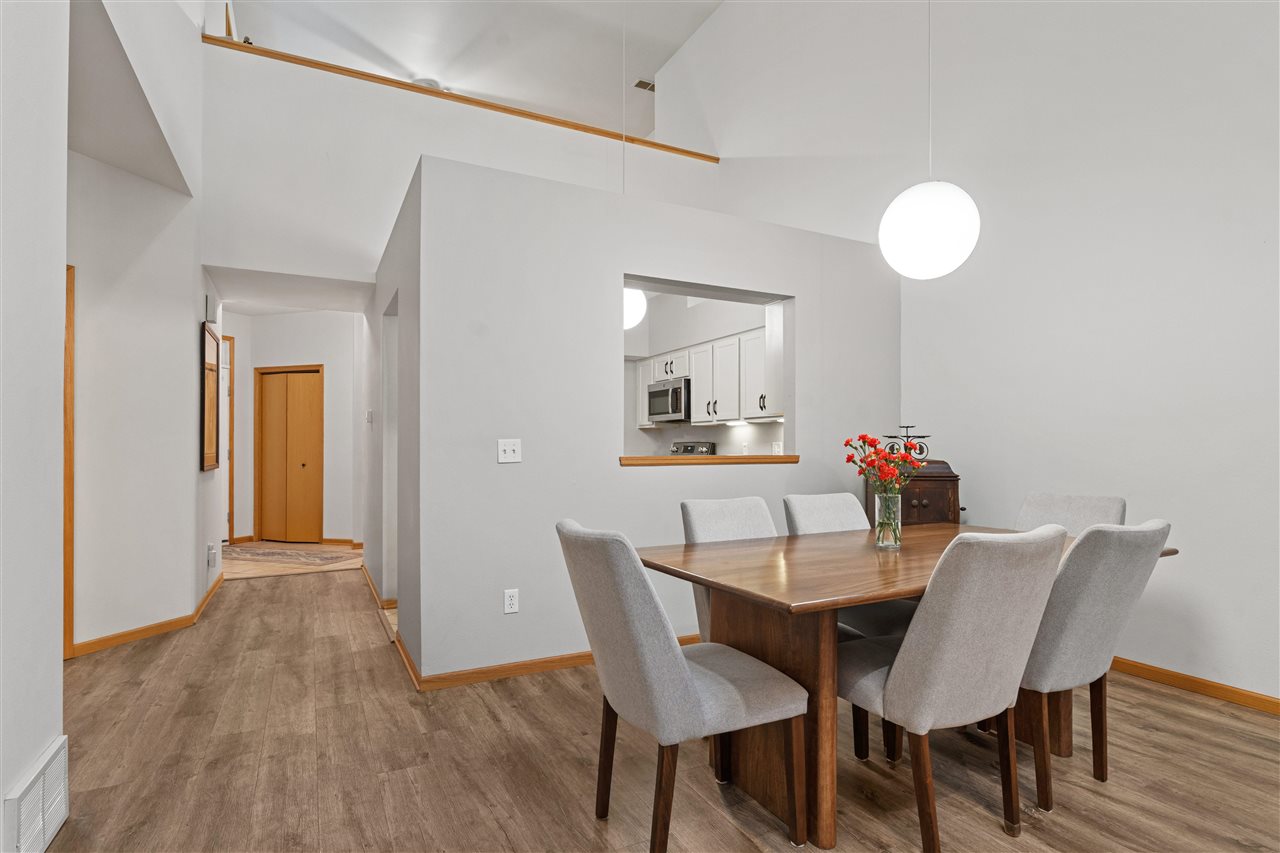 35 Colwyn Court Iowa City IA 52245