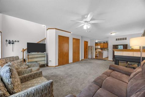 527 Penn Court North Liberty IA 52317
