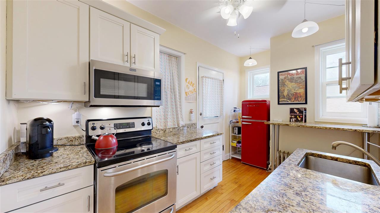 228 S Summit Iowa City IA 52240