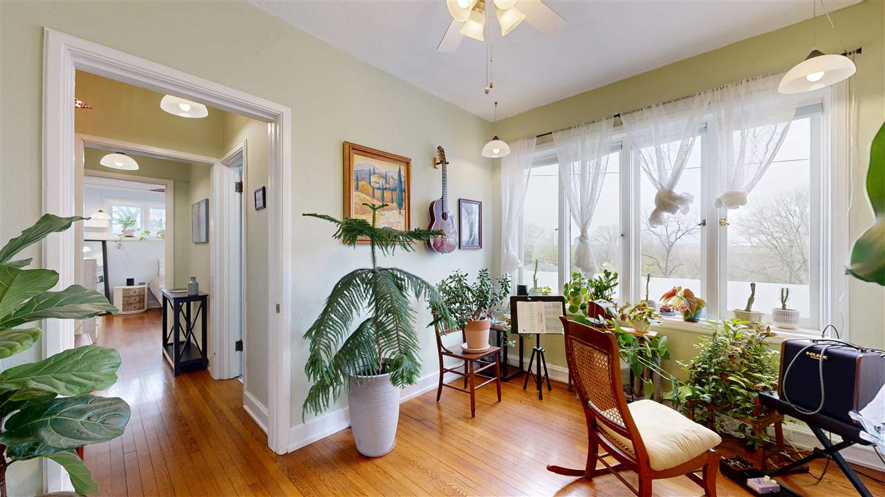 228 S Summit Iowa City IA 52240