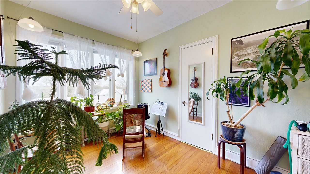 228 S Summit Iowa City IA 52240