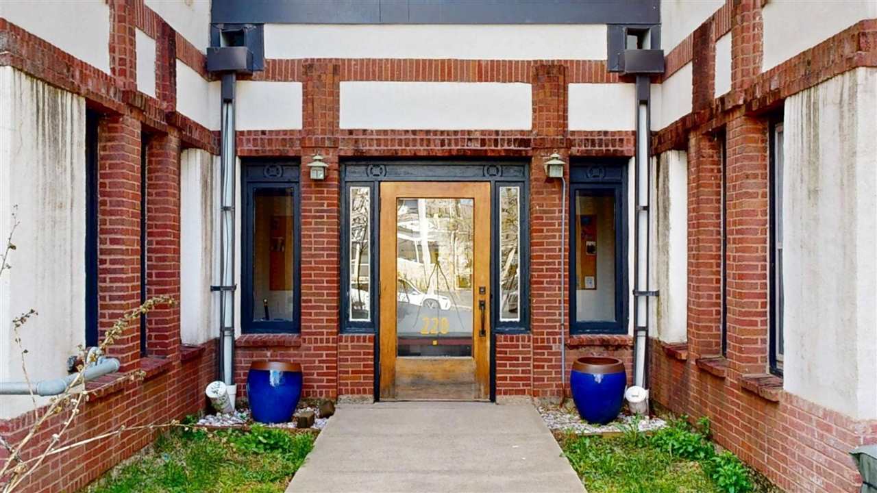 228 S Summit Iowa City IA 52240