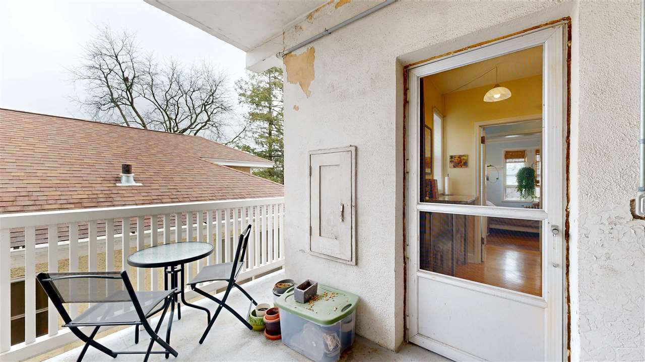 228 S Summit Iowa City IA 52240