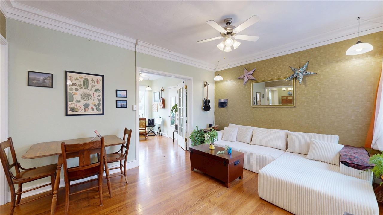 228 S Summit Iowa City IA 52240