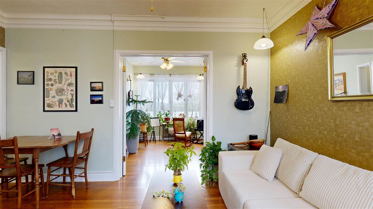 228 S Summit Iowa City IA 52240