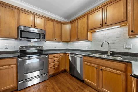 852 Foster Road Iowa City IA 52245