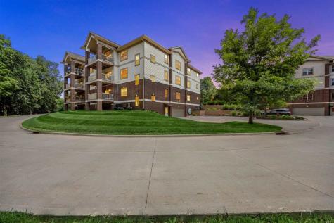 852 Foster Road Iowa City IA 52245