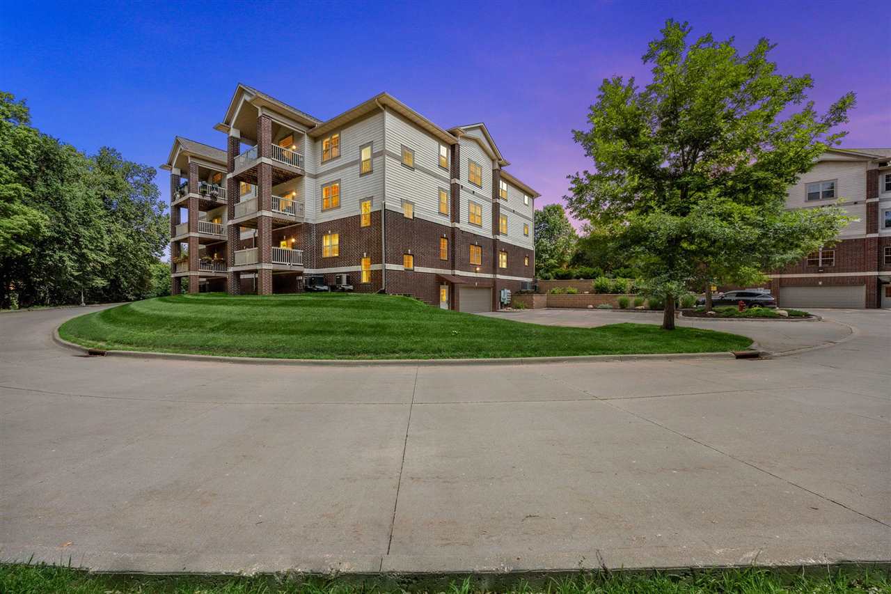 852 Foster Road Iowa City IA 52245