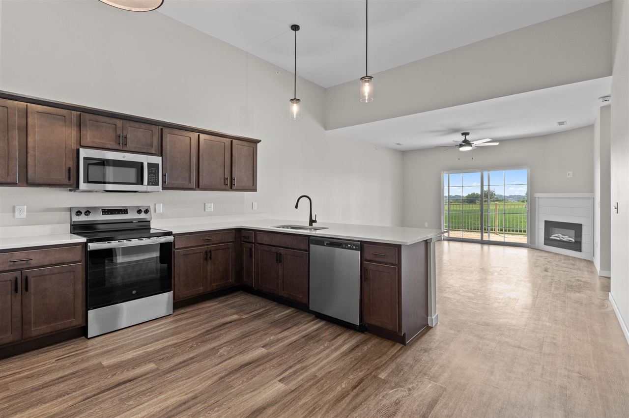 2877 Spring Rose Circle #310 Coralville IA 52241