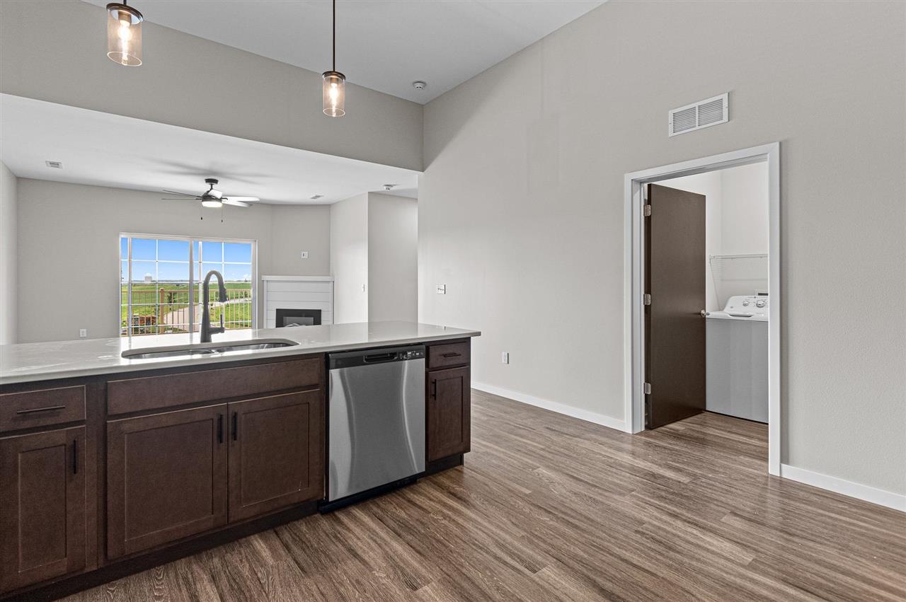 2877 Spring Rose Circle #310 Coralville IA 52241