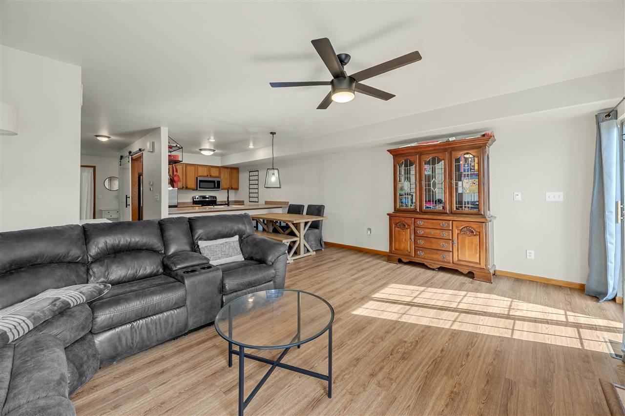 216 Camden Road Iowa City IA 52245