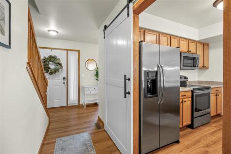 216 Camden Road Iowa City IA 52245