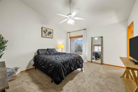216 Camden Road Iowa City IA 52245