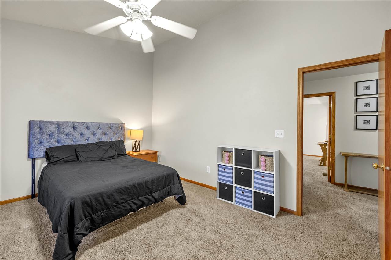 216 Camden Road Iowa City IA 52245