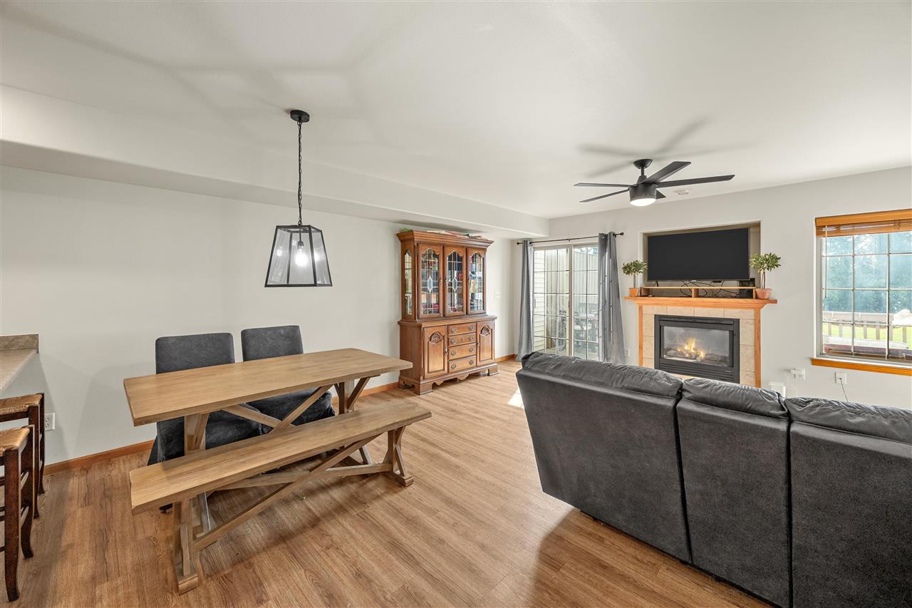 216 Camden Road Iowa City IA 52245