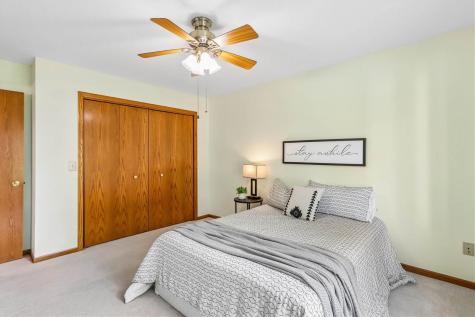 1020 Chatham Drive Williamsburg IA 52361