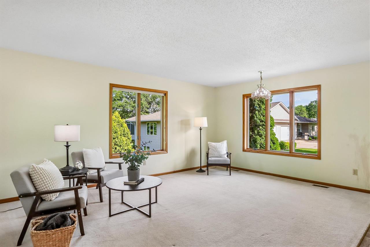 1020 Chatham Drive Williamsburg IA 52361