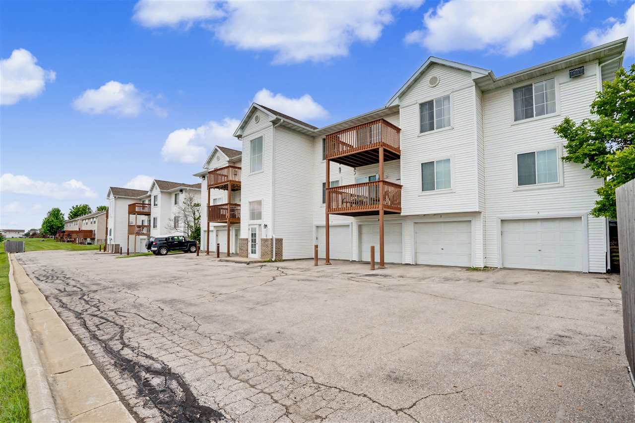 5575 Kacena Avenue Marion IA 52302