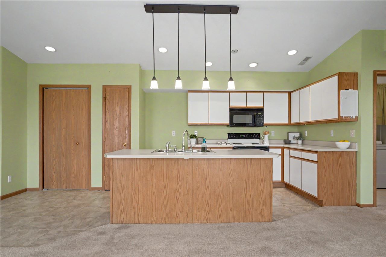 5575 Kacena Avenue Marion IA 52302