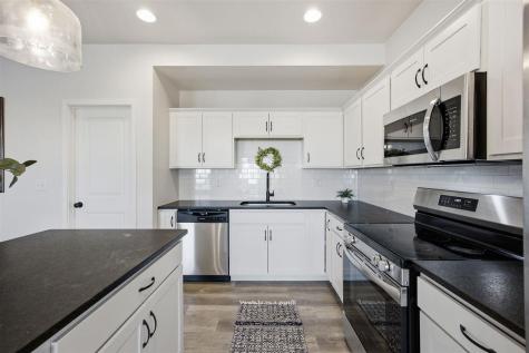 1665 Aspen Court North Liberty IA 52317