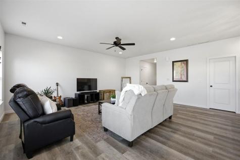 1665 Aspen Court North Liberty IA 52317