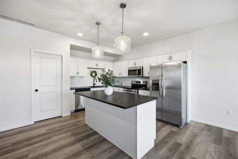 1665 Aspen Court North Liberty IA 52317