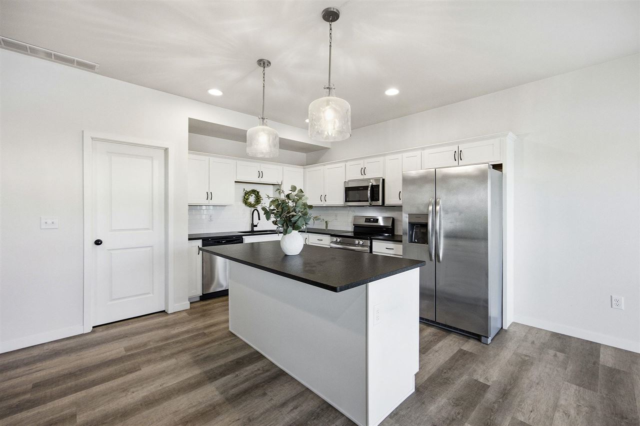 1665 Aspen Court North Liberty IA 52317
