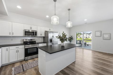 1665 Aspen Court North Liberty IA 52317