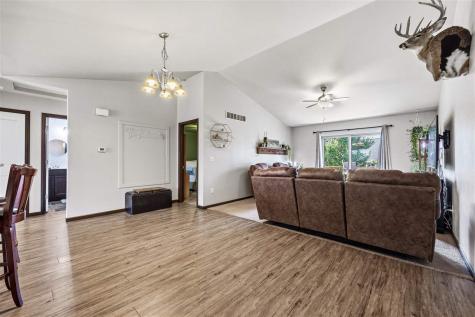 309 Piper Solon IA 52333