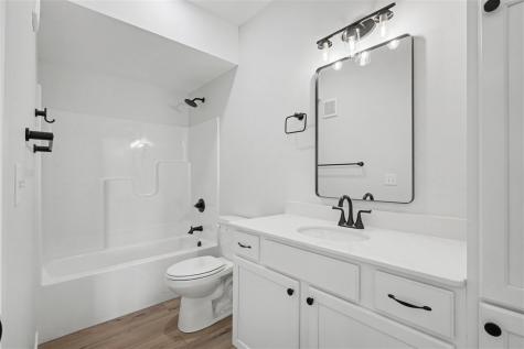 4428 Deer Creek Road Iowa City IA 52246
