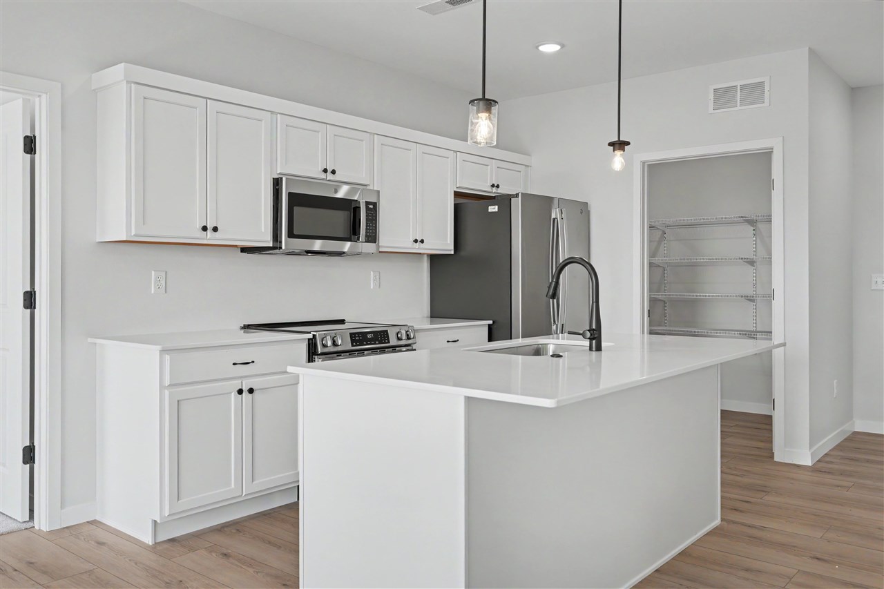 4428 Deer Creek Road Iowa City IA 52246