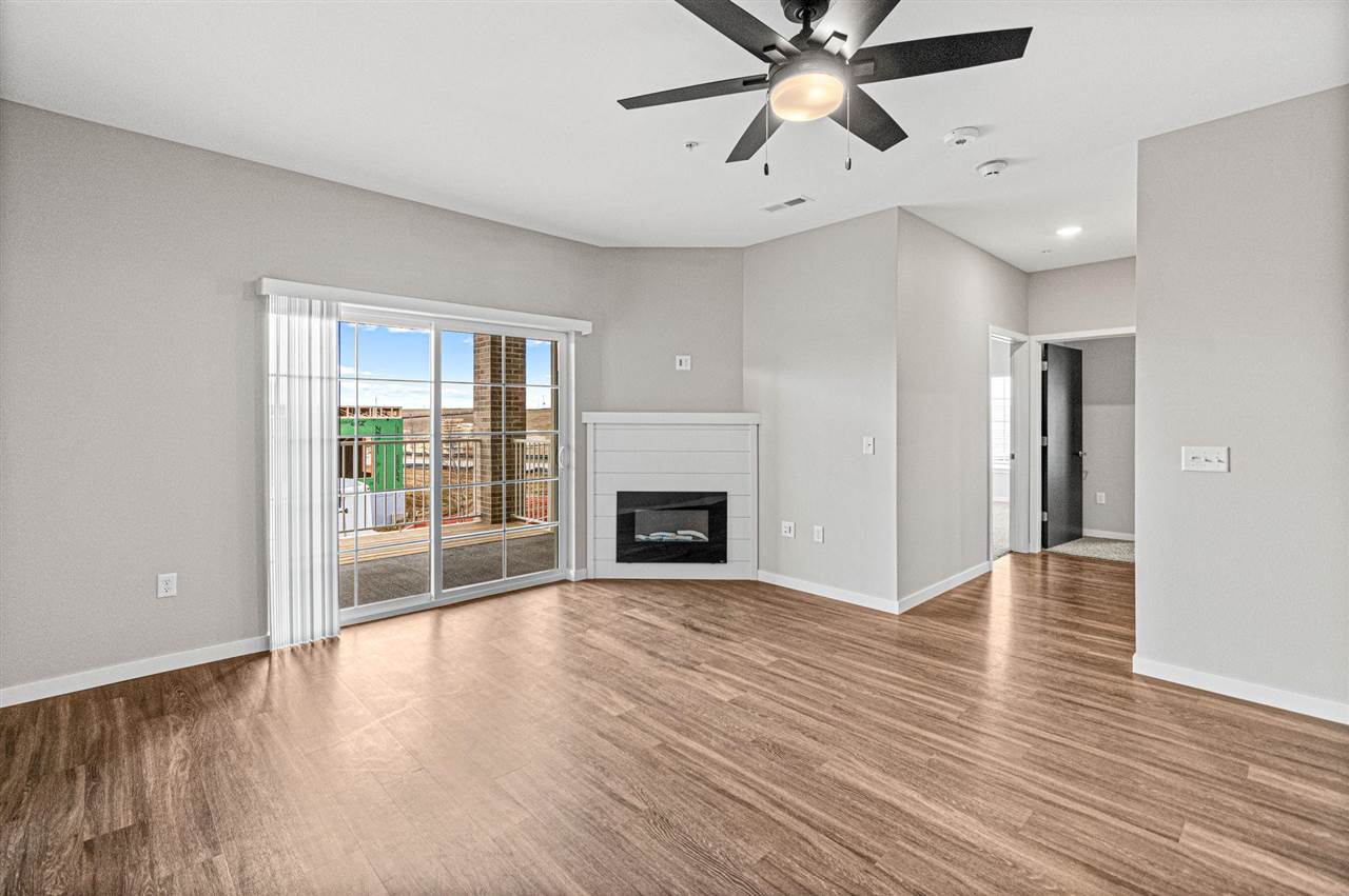 2877 Spring Rose Circle #111 Coralville IA 52241