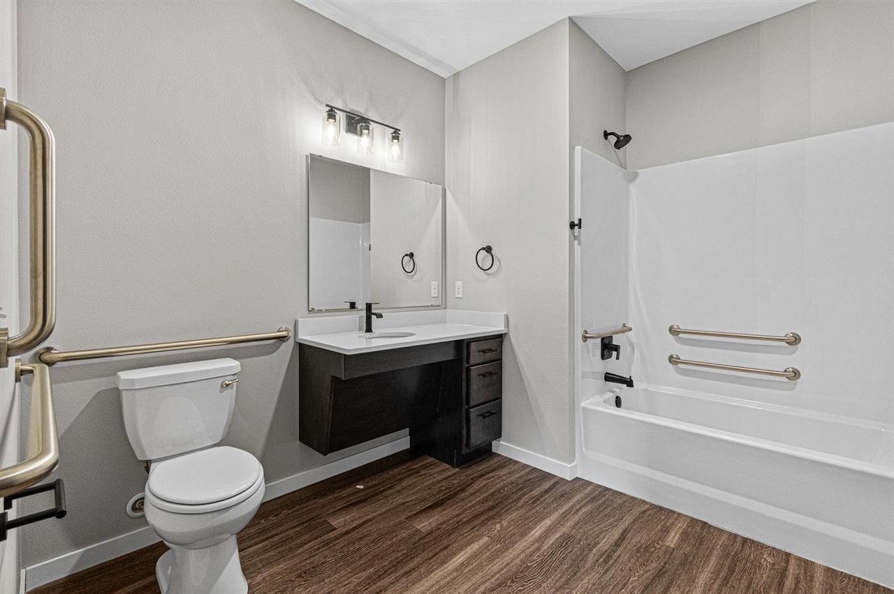 2877 Spring Rose Circle #111 Coralville IA 52241