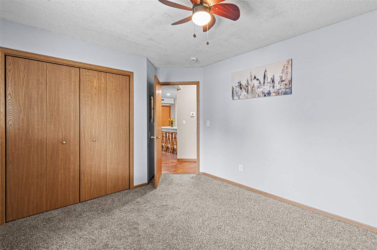 120 Shannon Drive North Liberty IA 52317