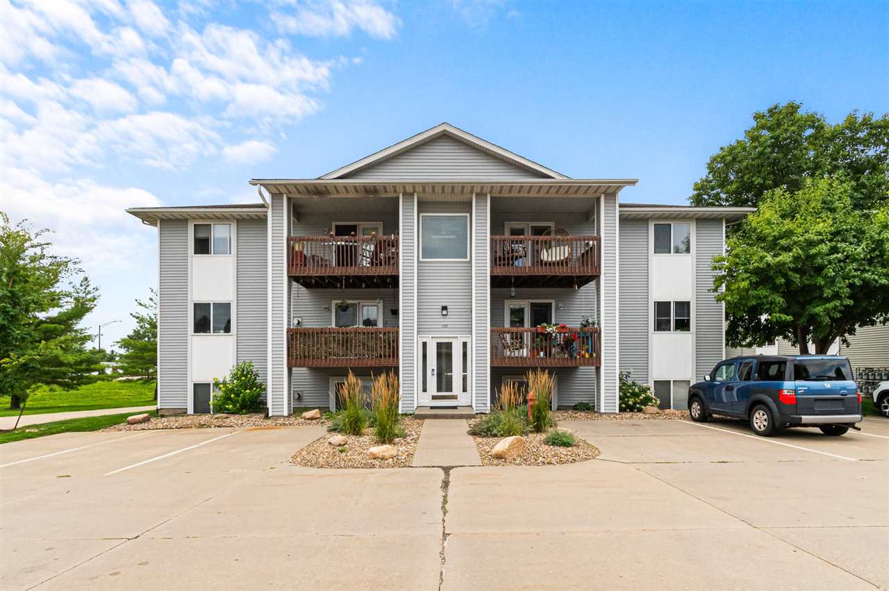 120 Shannon Drive North Liberty IA 52317