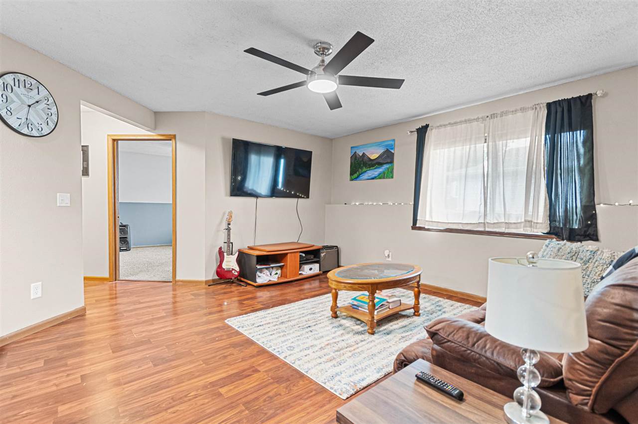 120 Shannon Drive North Liberty IA 52317