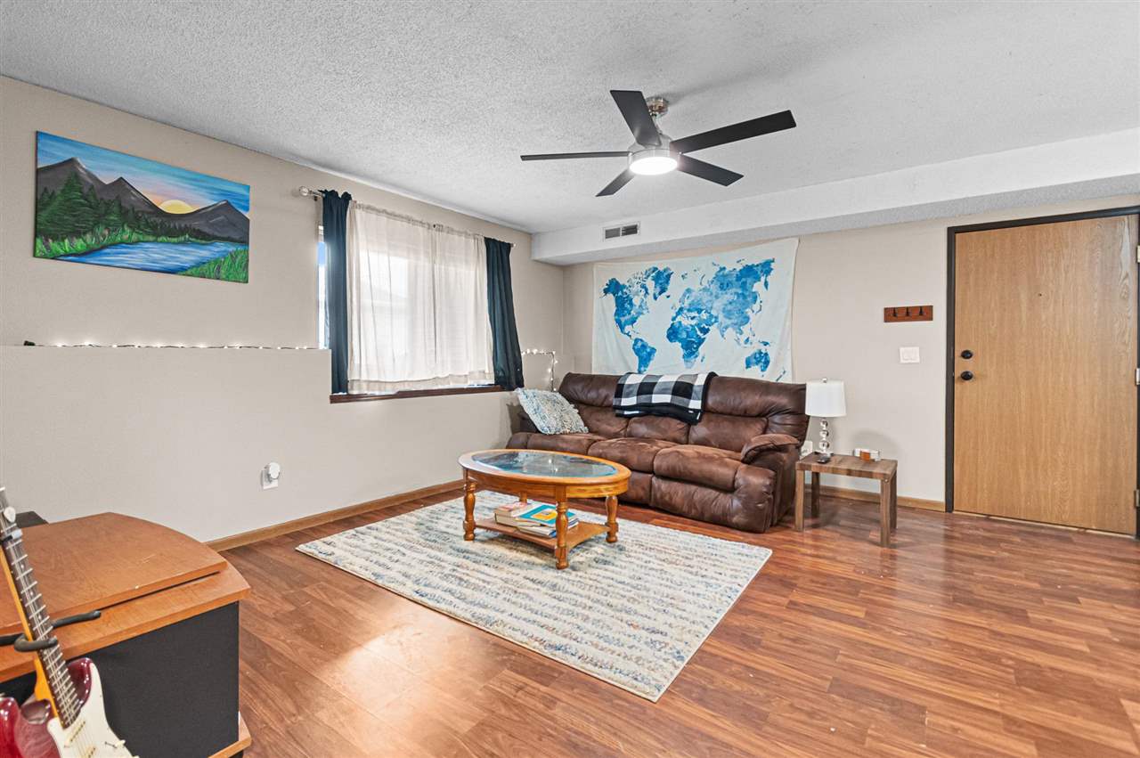120 Shannon Drive North Liberty IA 52317