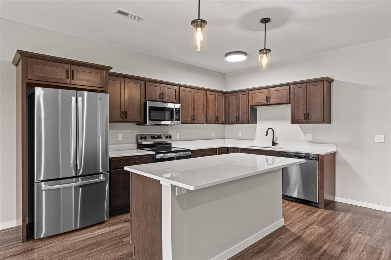 2877 Spring Rose Circle #109 Coralville IA 52241